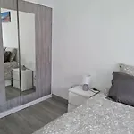 Arrecife-playa Del Reducto 公寓 *