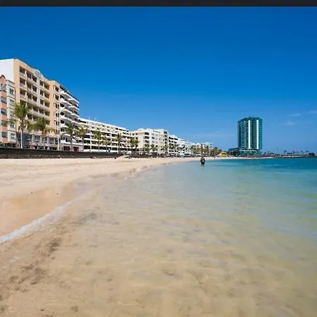 Arrecife-playa Del Reducto * Арресифе