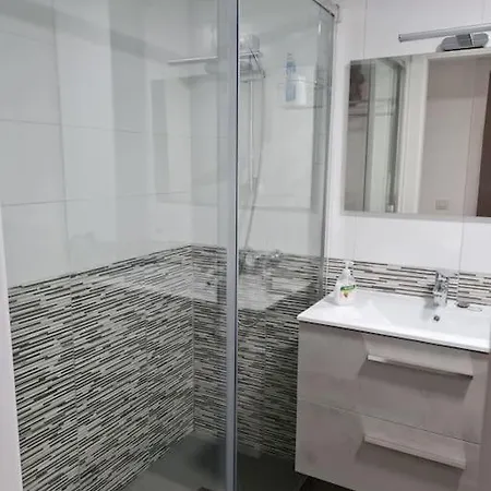 Arrecife-playa Del Reducto Apartmán *