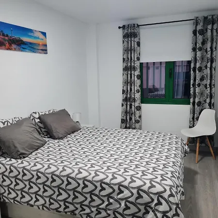 Arrecife-playa Del Reducto Apartmán *