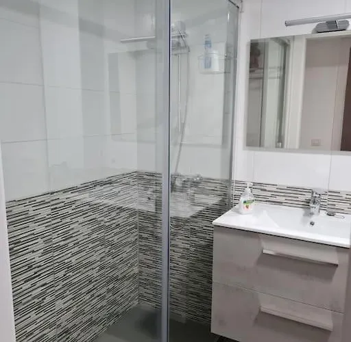 Arrecife-playa Del Reducto Apartmán *